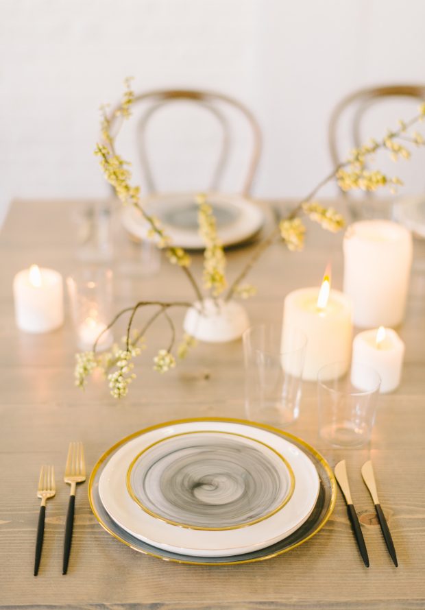Smoke-Swirl-Glass-Charger-Salad-Plate-Wedding-Elizabeth-Fogarty-Emerson-James-Rental