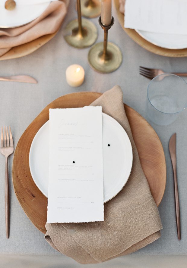 Sara-Corona-Linda-Ha-Wedding-Design-Charlottesville-Virginia-mango-wood-charger-party-rental